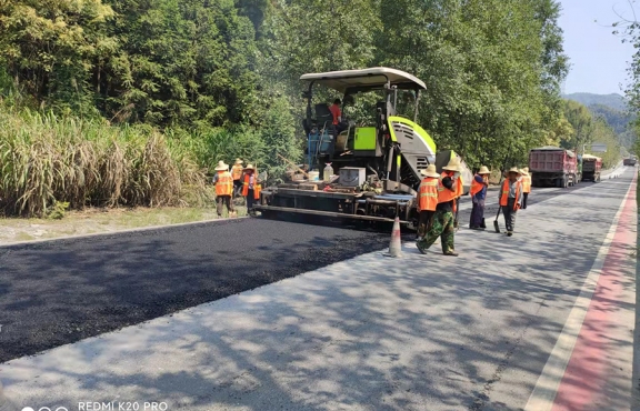 S223宜安路，油面攤鋪